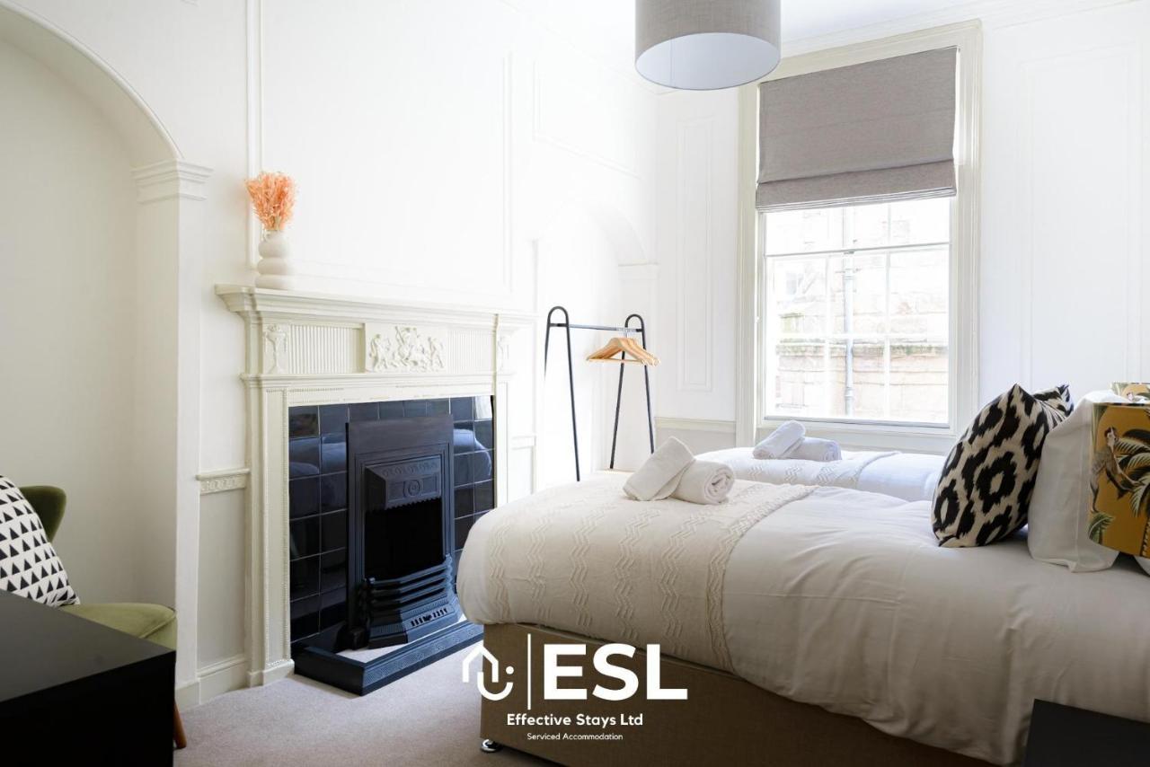 Most Central Luxury Grade 2 Listed Apartment Overlooking Shrewsbury Square - Free Parking Kültér fotó