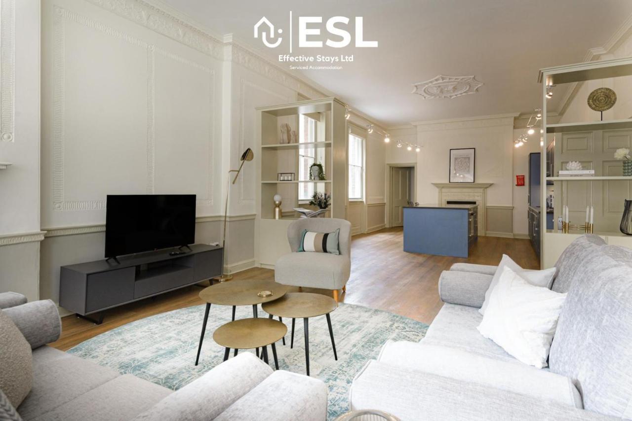 Most Central Luxury Grade 2 Listed Apartment Overlooking Shrewsbury Square - Free Parking Kültér fotó